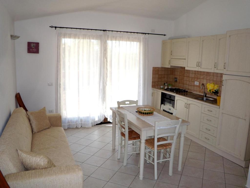 Casadelfaro Con Giardino A Pittulongu 600Metri Dalla Spiaggia Olbia Buitenkant foto