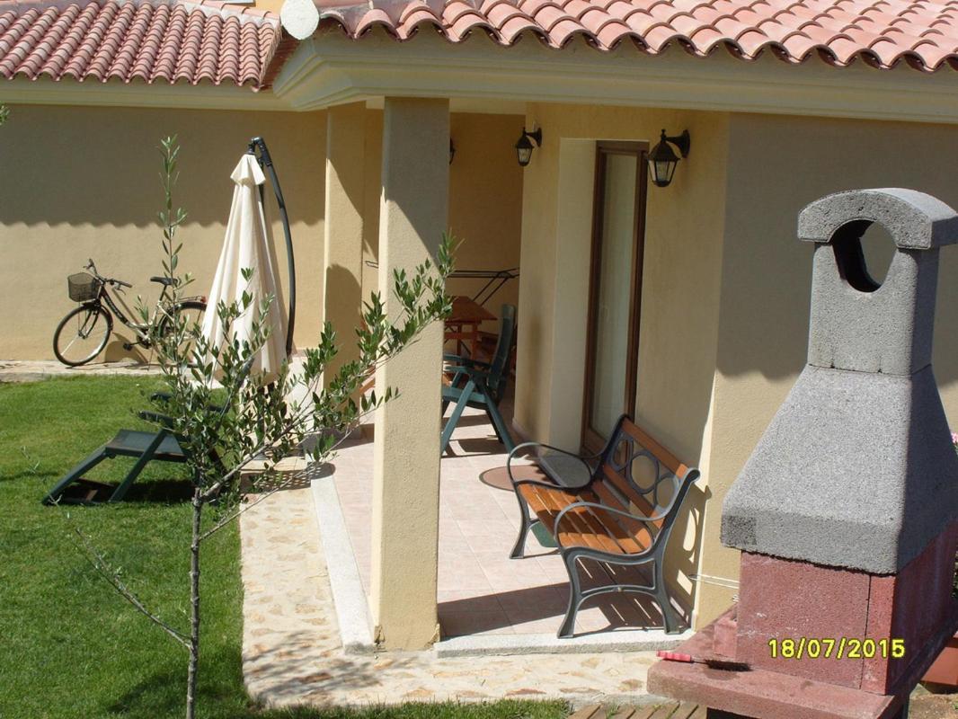 Casadelfaro Con Giardino A Pittulongu 600Metri Dalla Spiaggia Olbia Buitenkant foto